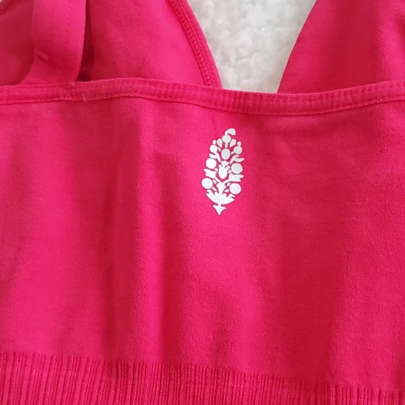 Free People Good Karma Crop bright pink - Picture 3 of 12